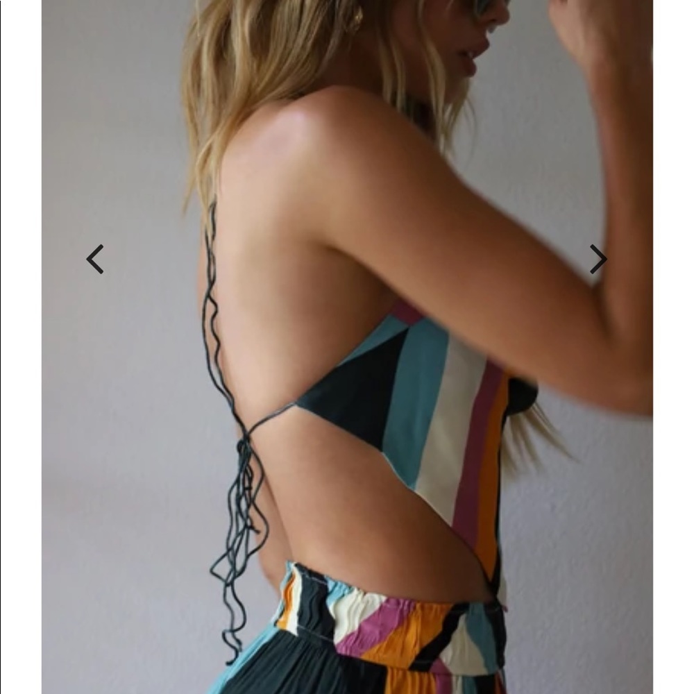 Two piece set - Picture 3 of 3